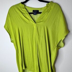 Rachel Roy Women's Green Top size medium